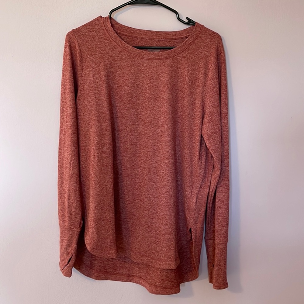 Athleta Uptempo top.